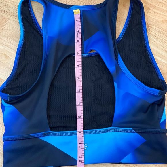 Athleta Sport Bra Keyhole Back‎ Reflective Logo Geometric Black Blue Size S - Picture 10 of 10